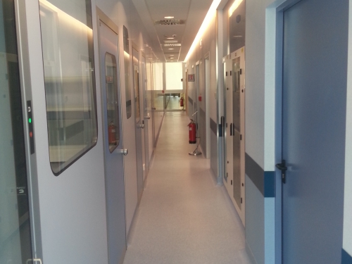 ospedale-sacro-cuore-don-calabri-nuovo-ciclotrone-e-reparto-produzione-radiofarmaci-9